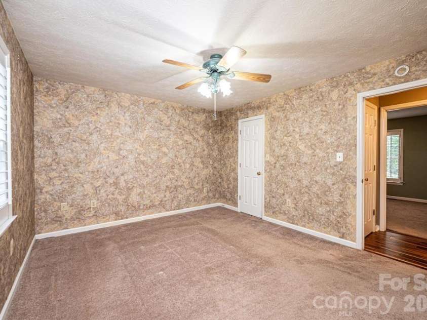 185 Hickman Avenue, Hudson, NC 28638.  MLS# CAR4399442, YatesRealty ID 36613. Primary bedroom!