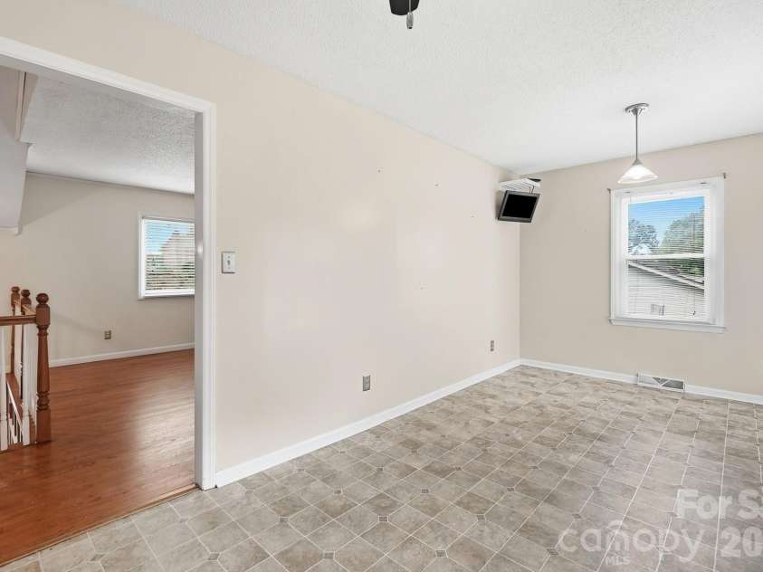 2600 Providence Drive, Gastonia, NC 28052.  MLS# CAR4381747, YatesRealty ID 36615. 