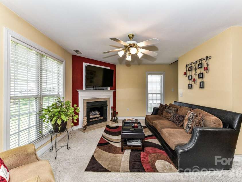 1050 Enderbury Drive, Indian Trail, NC 28079.  MLS# CAR4391433, YatesRealty ID 36619. 