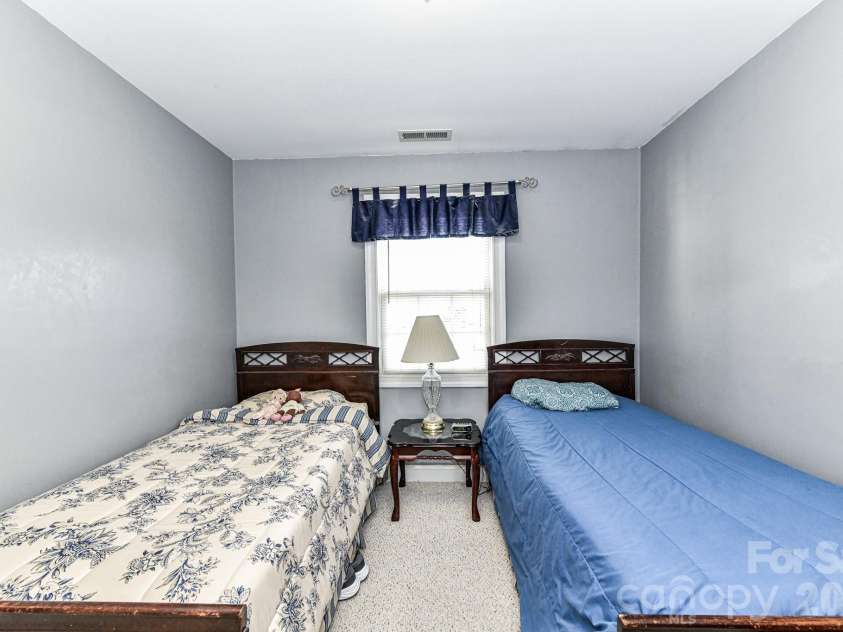 1050 Enderbury Drive, Indian Trail, NC 28079.  MLS# CAR4391433, YatesRealty ID 36619. 