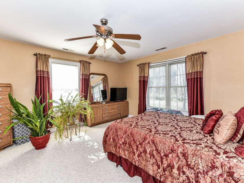 1050 Enderbury Drive, Indian Trail, NC 28079.  MLS# CAR4391433, YatesRealty ID 36619. 
