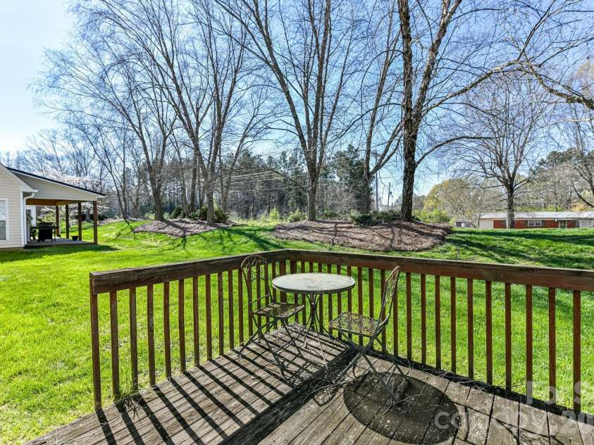 1050 Enderbury Drive, Indian Trail, NC 28079.  MLS# CAR4391433, YatesRealty ID 36619. 