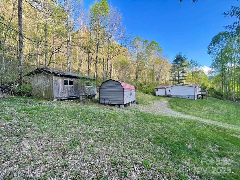784 Fred Holcombe Road, Mars Hill, NC 28754.  MLS# CAR4251876, YatesRealty ID 3662. 