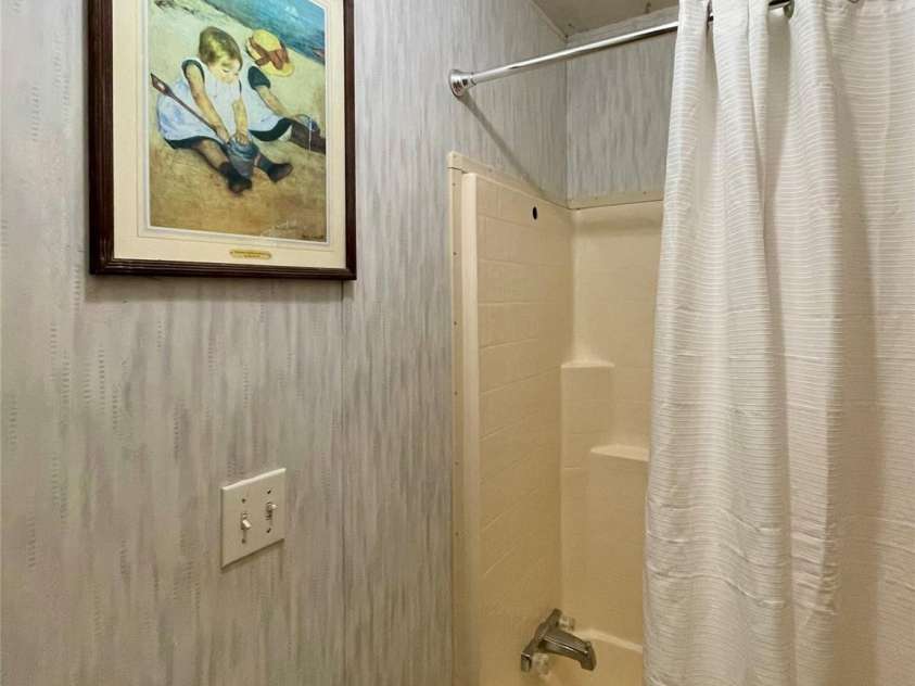 784 Fred Holcombe Road, Mars Hill, NC 28754.  MLS# CAR4251876, YatesRealty ID 3662. 