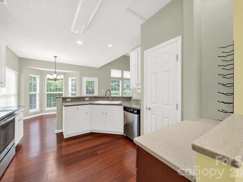 6320 Revlock Court, Charlotte, NC 28226.  MLS# CAR4392403, YatesRealty ID 36620. 