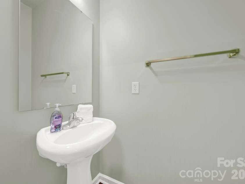 6320 Revlock Court, Charlotte, NC 28226.  MLS# CAR4392403, YatesRealty ID 36620. 