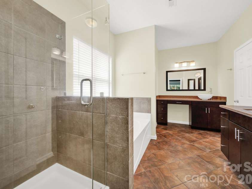 6320 Revlock Court, Charlotte, NC 28226.  MLS# CAR4392403, YatesRealty ID 36620. 