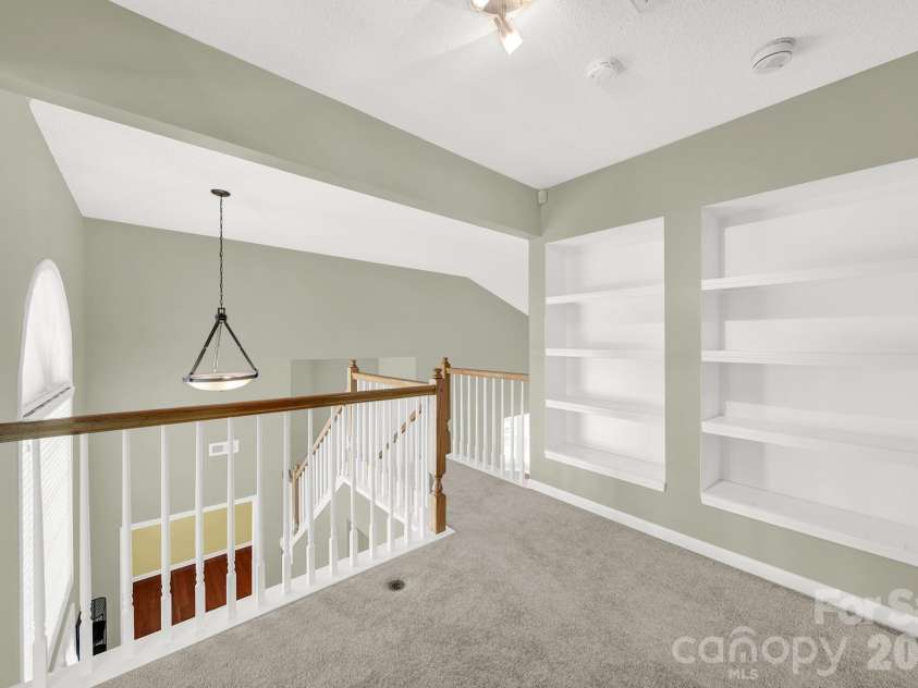 6320 Revlock Court, Charlotte, NC 28226.  MLS# CAR4392403, YatesRealty ID 36620. 