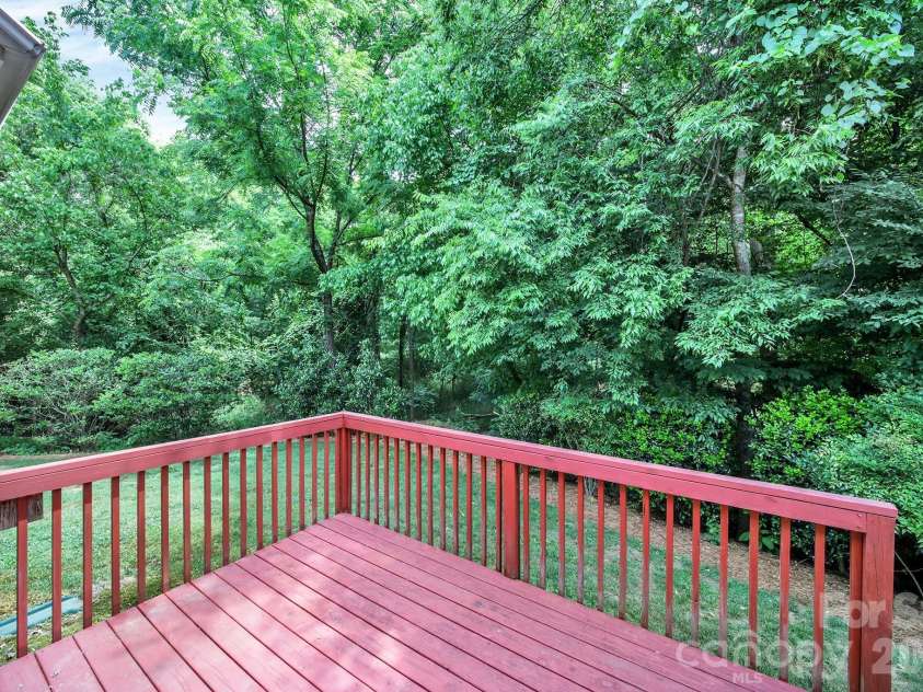 6320 Revlock Court, Charlotte, NC 28226.  MLS# CAR4392403, YatesRealty ID 36620. 