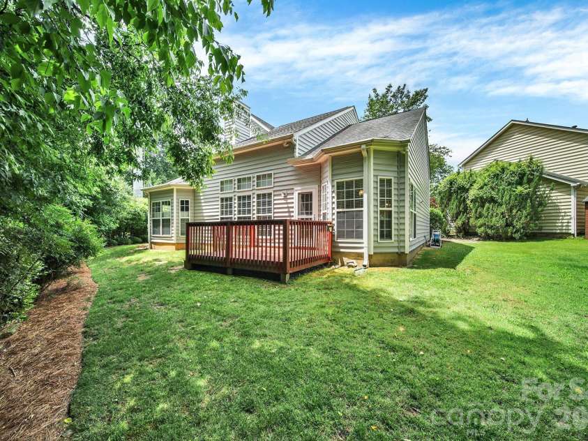 6320 Revlock Court, Charlotte, NC 28226.  MLS# CAR4392403, YatesRealty ID 36620. 
