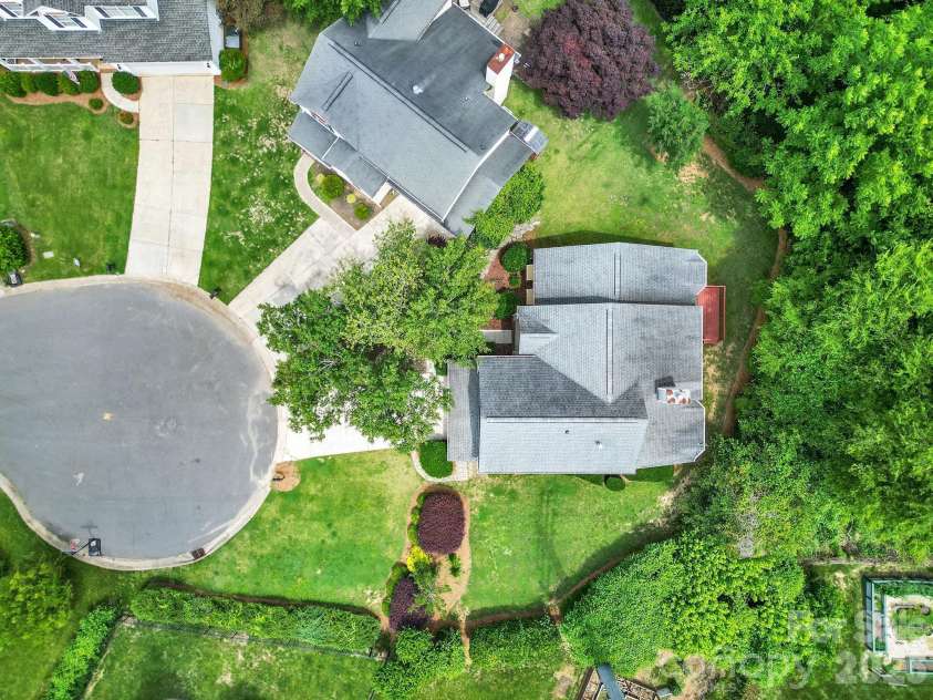 6320 Revlock Court, Charlotte, NC 28226.  MLS# CAR4392403, YatesRealty ID 36620. 