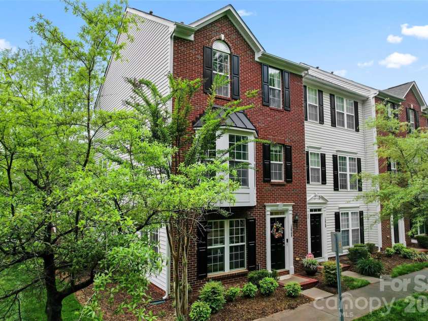 12905 Bullock Greenway Boulevard, Charlotte, NC 28277.  MLS# CAR4400606, YatesRealty ID 36621. 