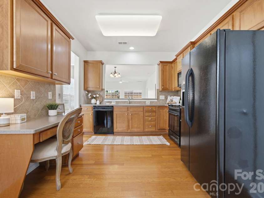 17510 Hawks View Drive, Fort Mill, SC 29707.  MLS# CAR4397865, YatesRealty ID 36623. 