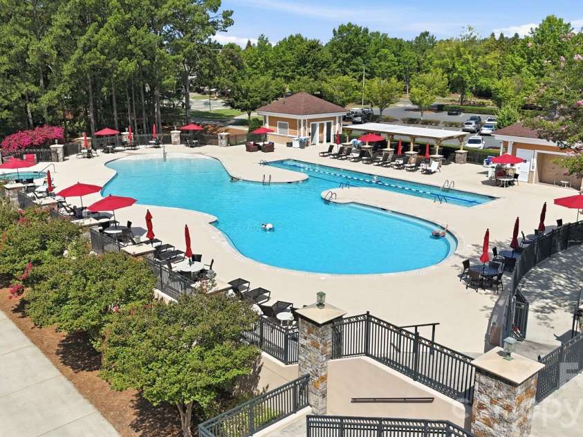 17510 Hawks View Drive, Fort Mill, SC 29707.  MLS# CAR4397865, YatesRealty ID 36623. 