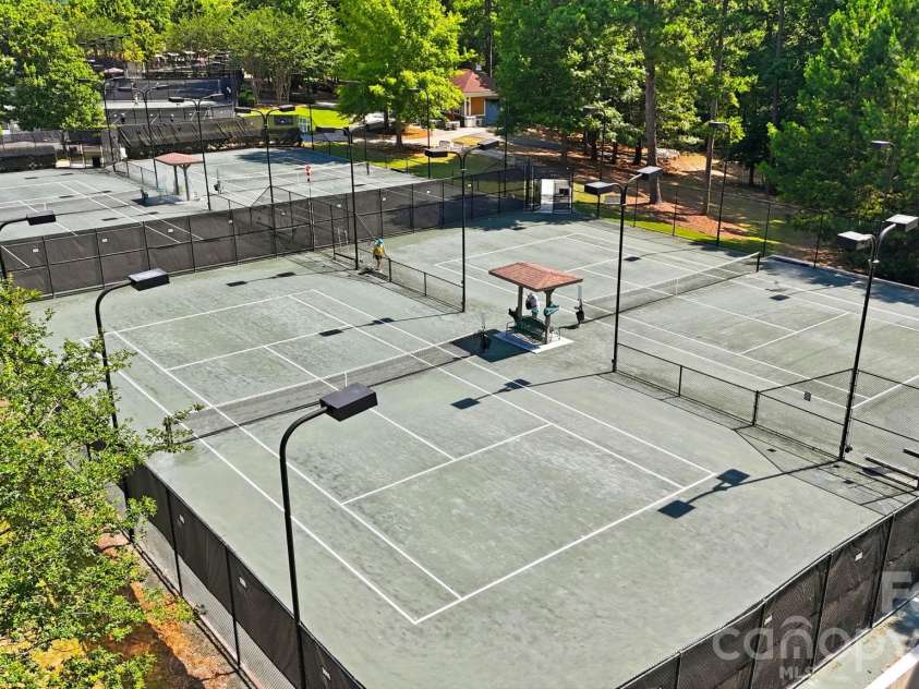 17510 Hawks View Drive, Fort Mill, SC 29707.  MLS# CAR4397865, YatesRealty ID 36623. 