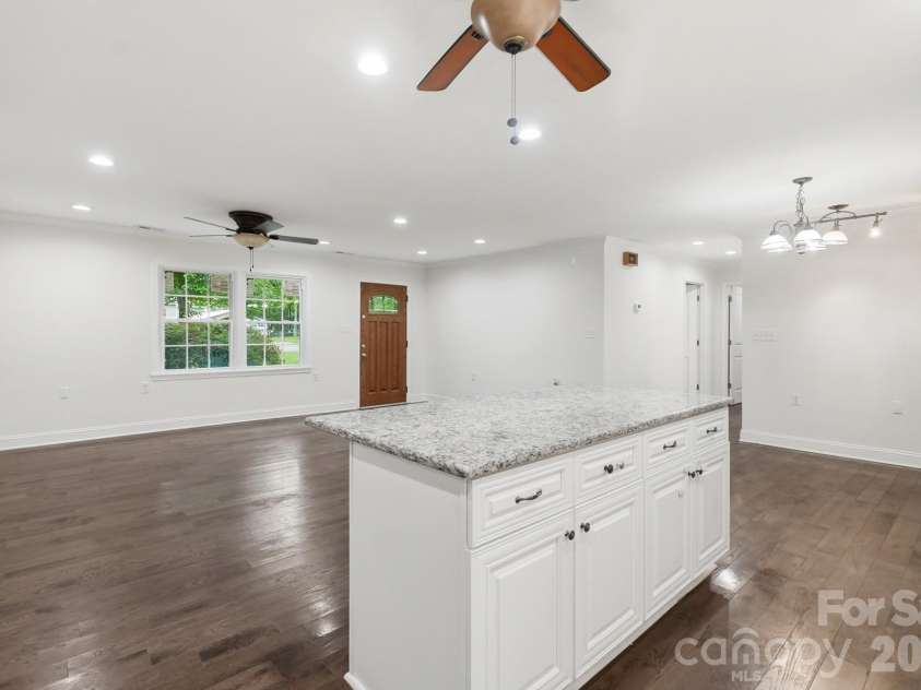 6081 Cambridge Drive, Harrisburg, NC 28075.  MLS# CAR4410918, YatesRealty ID 36625. Kitchen