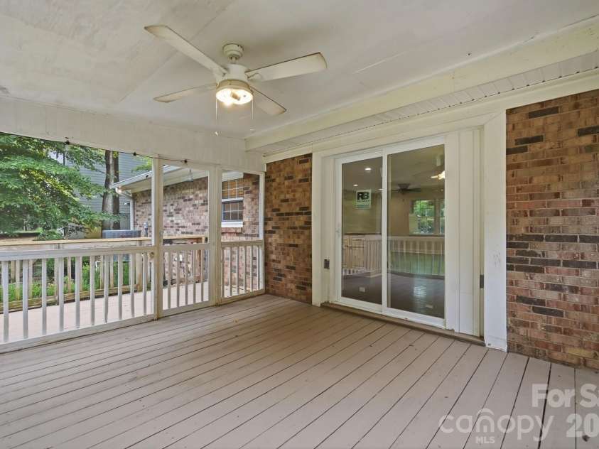 6081 Cambridge Drive, Harrisburg, NC 28075.  MLS# CAR4410918, YatesRealty ID 36625. Sum roon