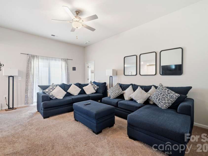 3306 Brighton Drive, Gastonia, NC 28052.  MLS# CAR4399295, YatesRealty ID 36626. 