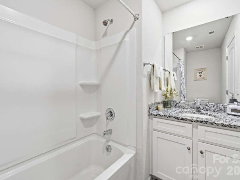 3306 Brighton Drive, Gastonia, NC 28052.  MLS# CAR4399295, YatesRealty ID 36626. 