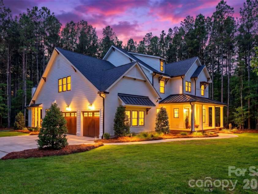 116 Silver Falls Drive, Troutman, NC 28166.  MLS# CAR4385765, YatesRealty ID 36629. 
