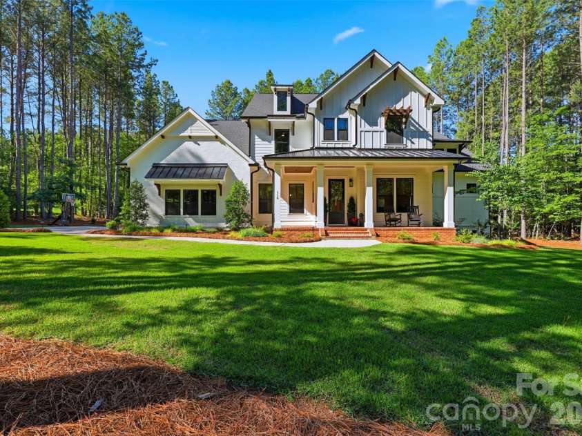 116 Silver Falls Drive, Troutman, NC 28166.  MLS# CAR4385765, YatesRealty ID 36629. 