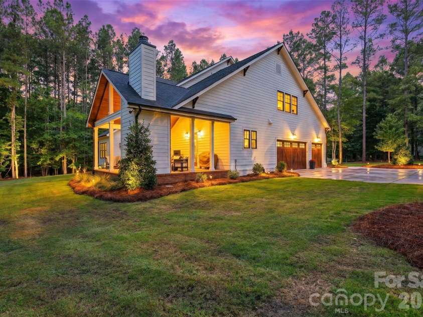 116 Silver Falls Drive, Troutman, NC 28166.  MLS# CAR4385765, YatesRealty ID 36629. 