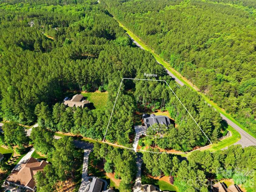 116 Silver Falls Drive, Troutman, NC 28166.  MLS# CAR4385765, YatesRealty ID 36629. 