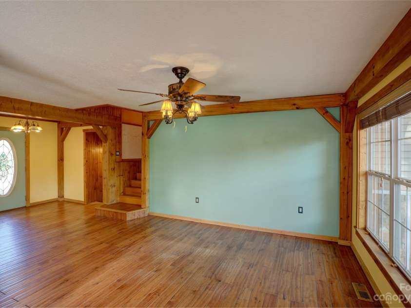 1644 West Deep Creek Road, Bryson City, NC 28713.  MLS# CAR4047288, YatesRealty ID 3663. 