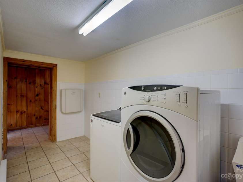 1644 West Deep Creek Road, Bryson City, NC 28713.  MLS# CAR4047288, YatesRealty ID 3663. 