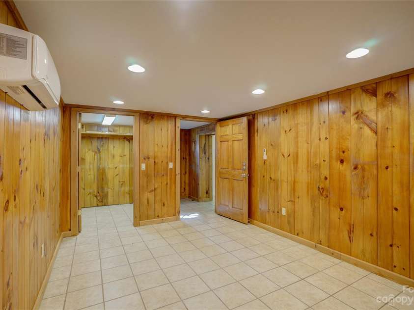 1644 West Deep Creek Road, Bryson City, NC 28713.  MLS# CAR4047288, YatesRealty ID 3663. 