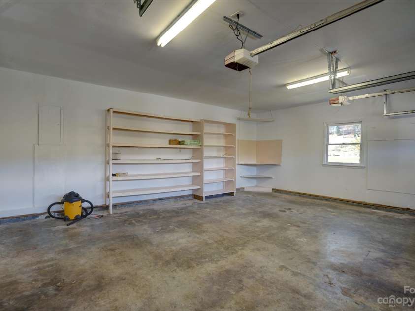 1644 West Deep Creek Road, Bryson City, NC 28713.  MLS# CAR4047288, YatesRealty ID 3663. 