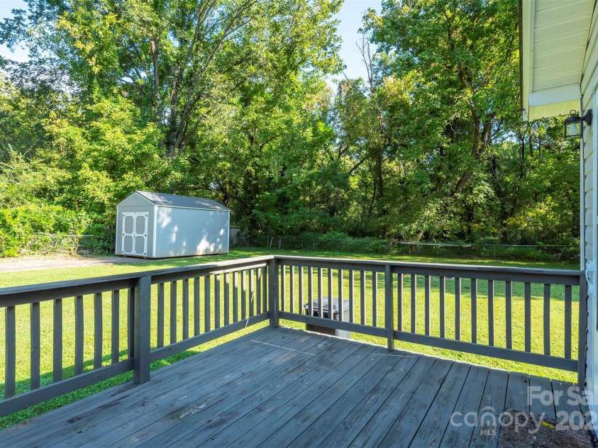 2305 Rutherford Road, Marion, NC 28752.  MLS# CAR4300683, YatesRealty ID 3663. 