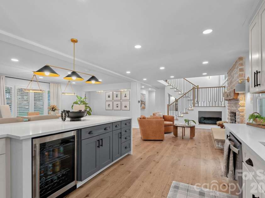 2700 High Ridge Road, Charlotte, NC 28270.  MLS# CAR4400738, YatesRealty ID 36633. 