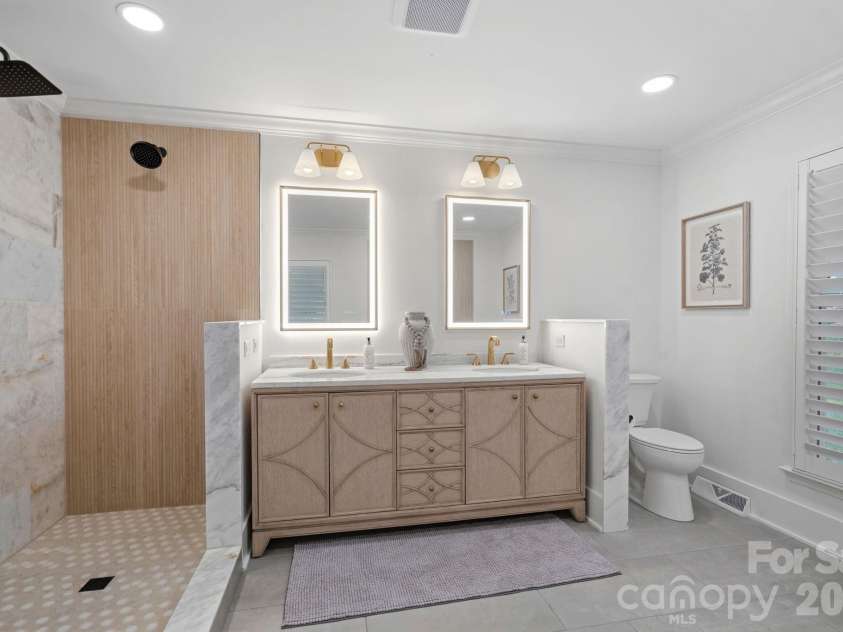 2700 High Ridge Road, Charlotte, NC 28270.  MLS# CAR4400738, YatesRealty ID 36633. 