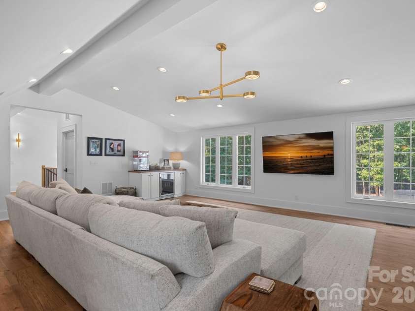 2700 High Ridge Road, Charlotte, NC 28270.  MLS# CAR4400738, YatesRealty ID 36633. 