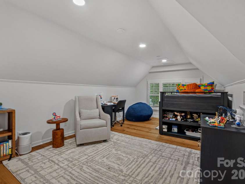 2700 High Ridge Road, Charlotte, NC 28270.  MLS# CAR4400738, YatesRealty ID 36633. 