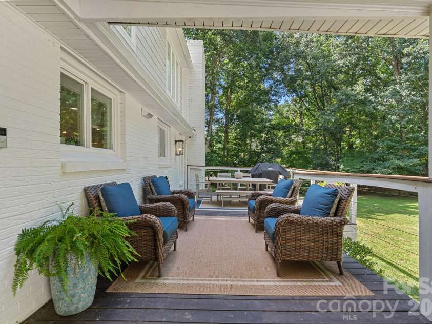 2700 High Ridge Road, Charlotte, NC 28270.  MLS# CAR4400738, YatesRealty ID 36633. 