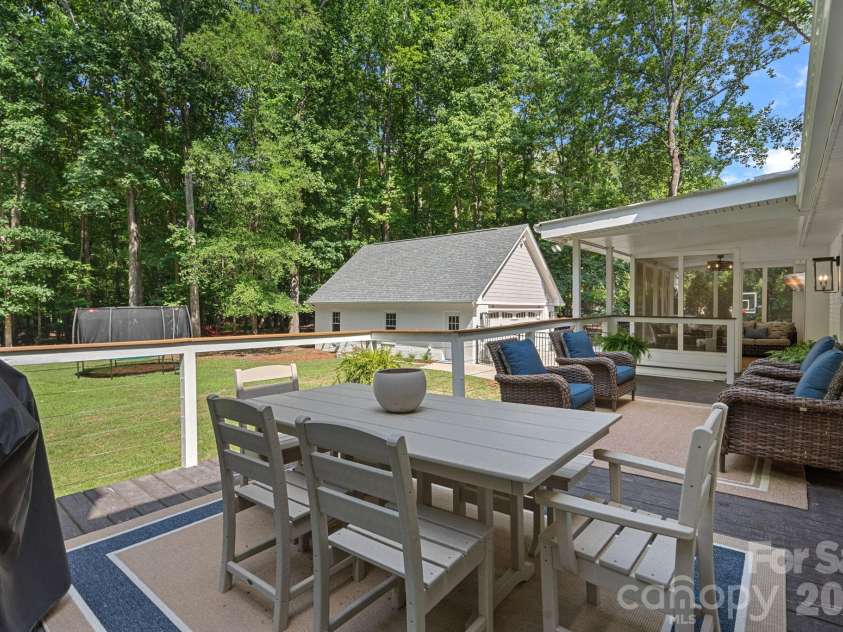 2700 High Ridge Road, Charlotte, NC 28270.  MLS# CAR4400738, YatesRealty ID 36633. 