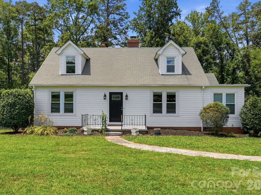 12050 Old Concord Road, Rockwell, NC 28138.  MLS# CAR4400654, YatesRealty ID 36634. 