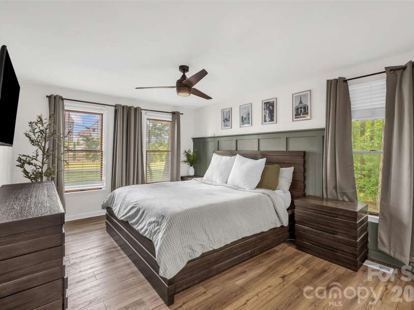452 Faith Road, Mooresville, NC 28115.  MLS# CAR4398299, YatesRealty ID 36635. 