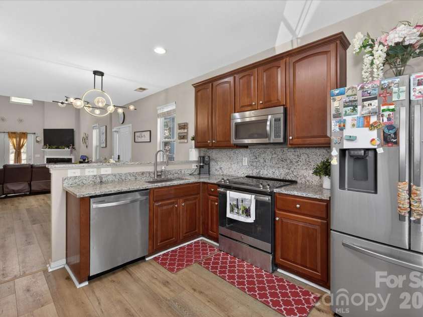 10810 Princeton Village Drive, Charlotte, NC 28277.  MLS# CAR4377601, YatesRealty ID 36636. 