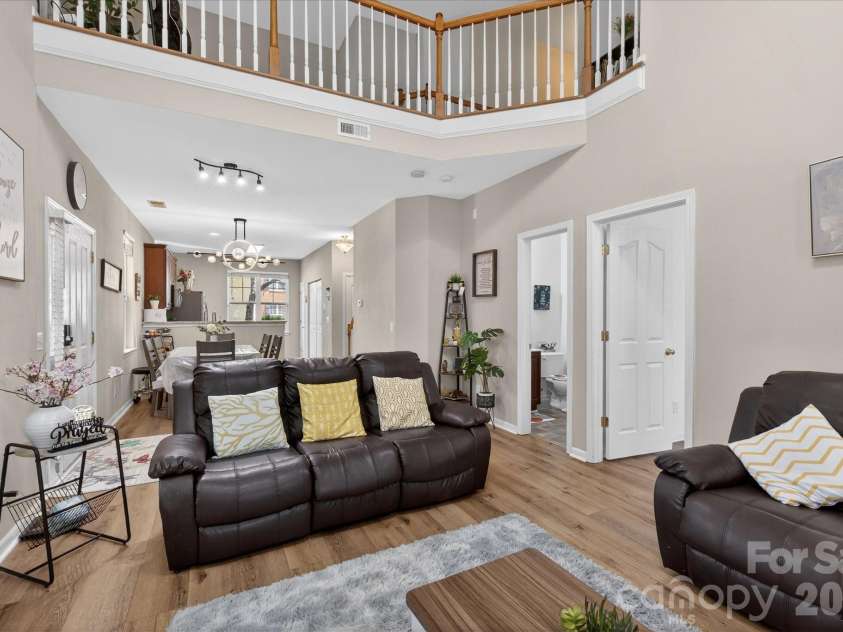 10810 Princeton Village Drive, Charlotte, NC 28277.  MLS# CAR4377601, YatesRealty ID 36636. 