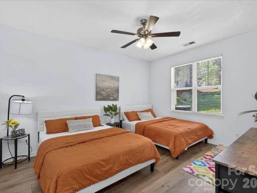 10810 Princeton Village Drive, Charlotte, NC 28277.  MLS# CAR4377601, YatesRealty ID 36636. 