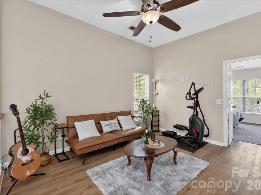 10810 Princeton Village Drive, Charlotte, NC 28277.  MLS# CAR4377601, YatesRealty ID 36636. 
