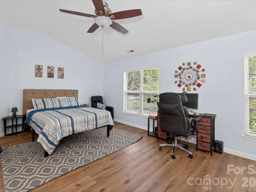 10810 Princeton Village Drive, Charlotte, NC 28277.  MLS# CAR4377601, YatesRealty ID 36636. 