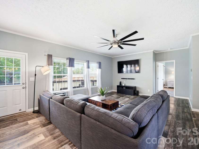 2460 Buffalo Hills Drive, Concord, NC 28025.  MLS# CAR4398419, YatesRealty ID 36637. 