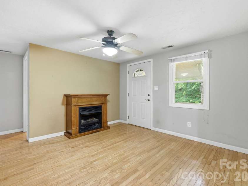 3383 Thickety Road, Clyde, NC 28721.  MLS# CAR4385106, YatesRealty ID 36638. 