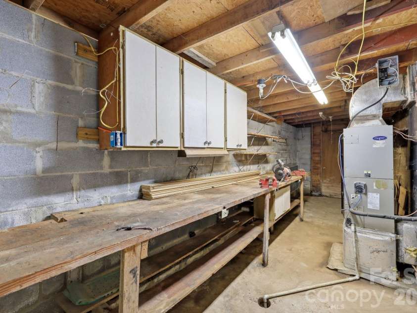 3383 Thickety Road, Clyde, NC 28721.  MLS# CAR4385106, YatesRealty ID 36638. 