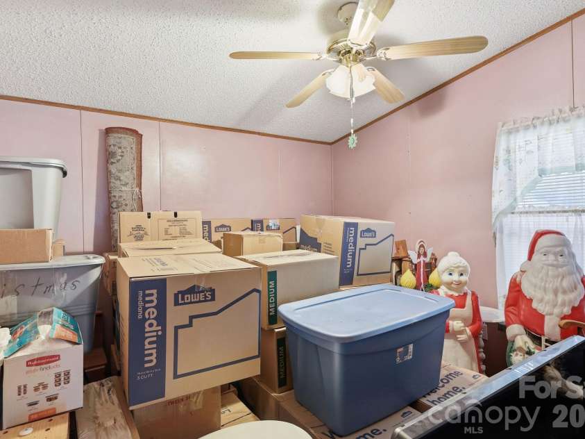 3383 Thickety Road, Clyde, NC 28721.  MLS# CAR4385106, YatesRealty ID 36638. 