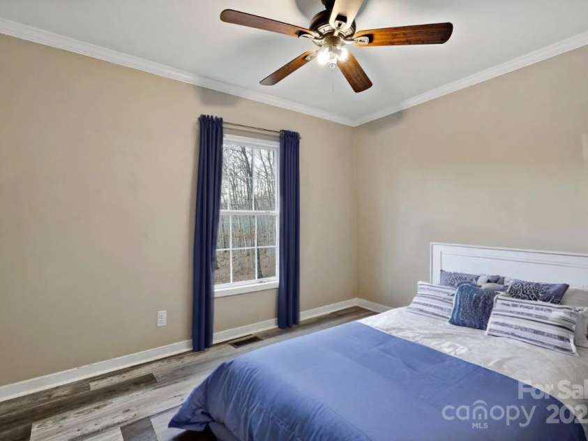 23 Clarks Crossing Way, Black Mountain, NC 28711.  MLS# CAR4263702, YatesRealty ID 3664. Virtually Staged